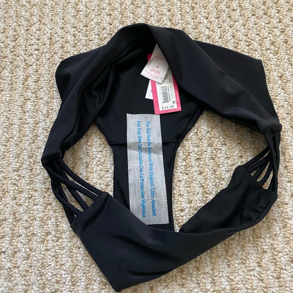 XHILARATION | Strappy Criss-Cross Sides Bikini Bottom Medium - Picture 4 of 8